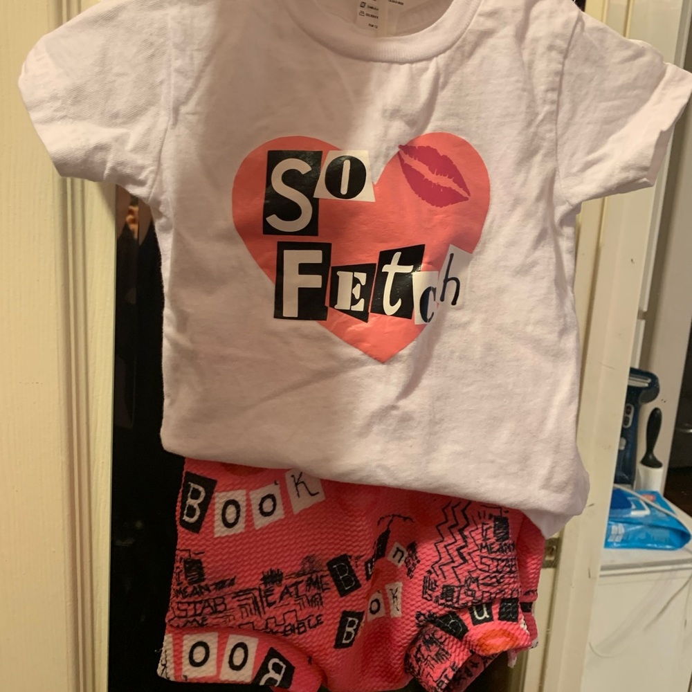 Mean Girls Outfit